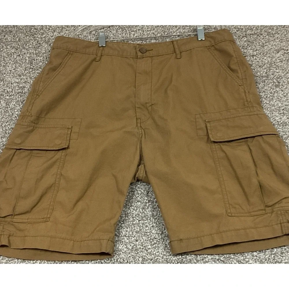 Levi Strauss & Co Shorts Mens‎ 36W Cargo Longer Length Bermuda Beach Utility